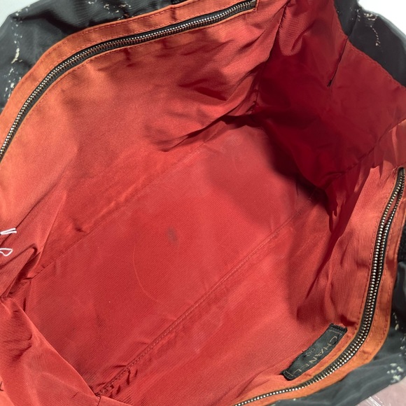 Chanel Travel Line in Black  and white nylon , with nylon dust bag. - Picture 11 of 16